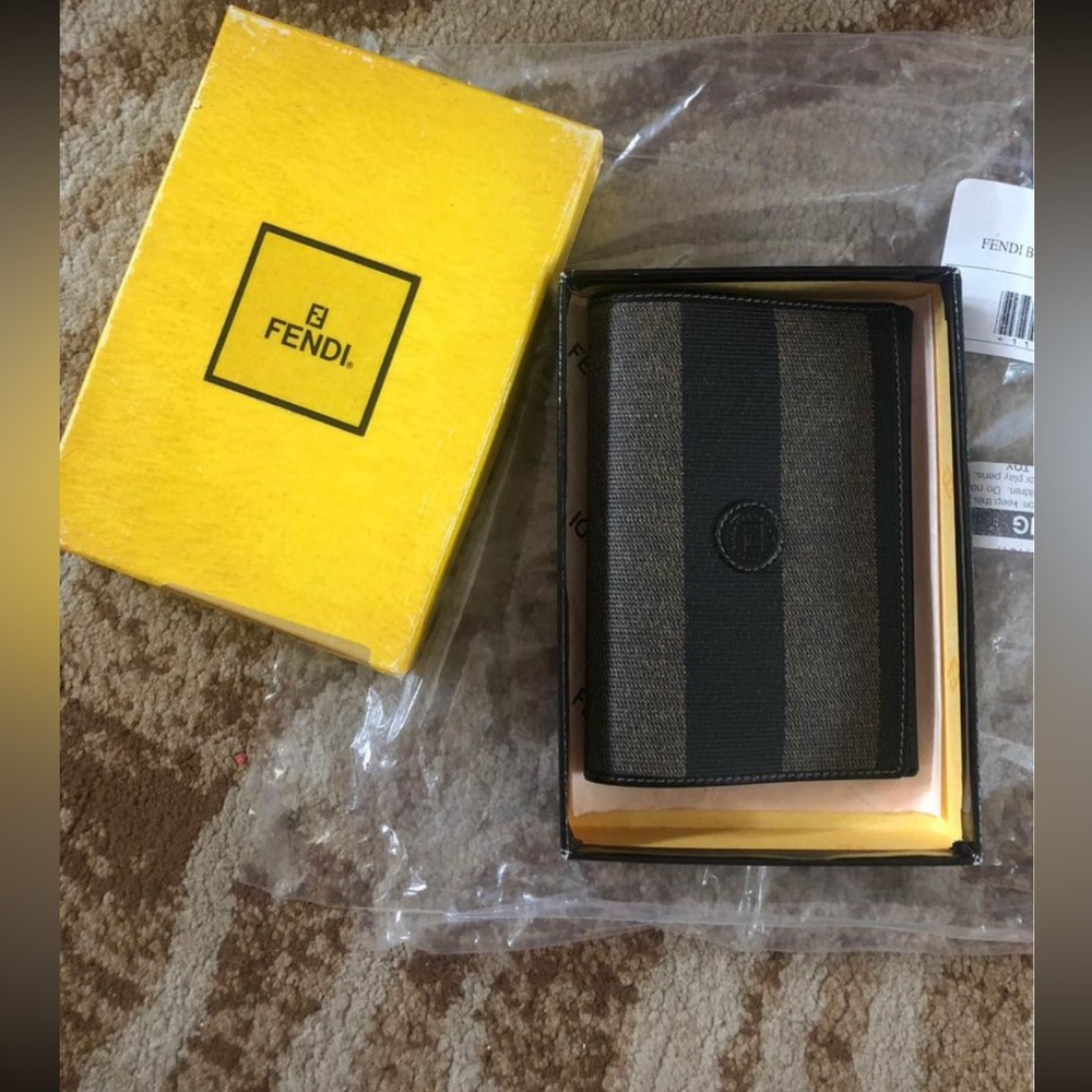 FENDI passport/agenda holder.